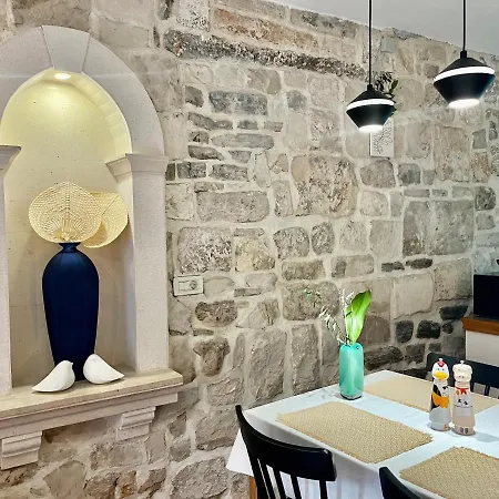 The Old Town Διαμέρισμα Κόρτσουλα
